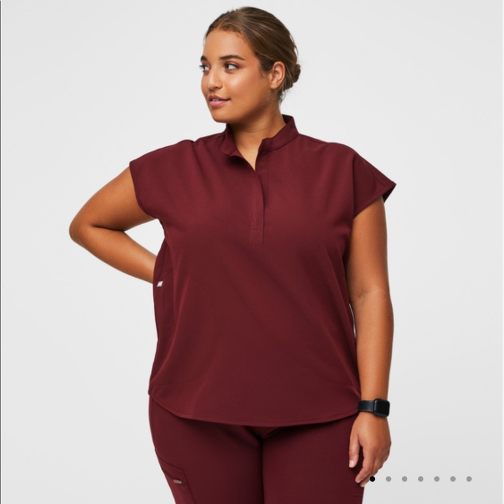 FIGS Rafaela scrub top!
